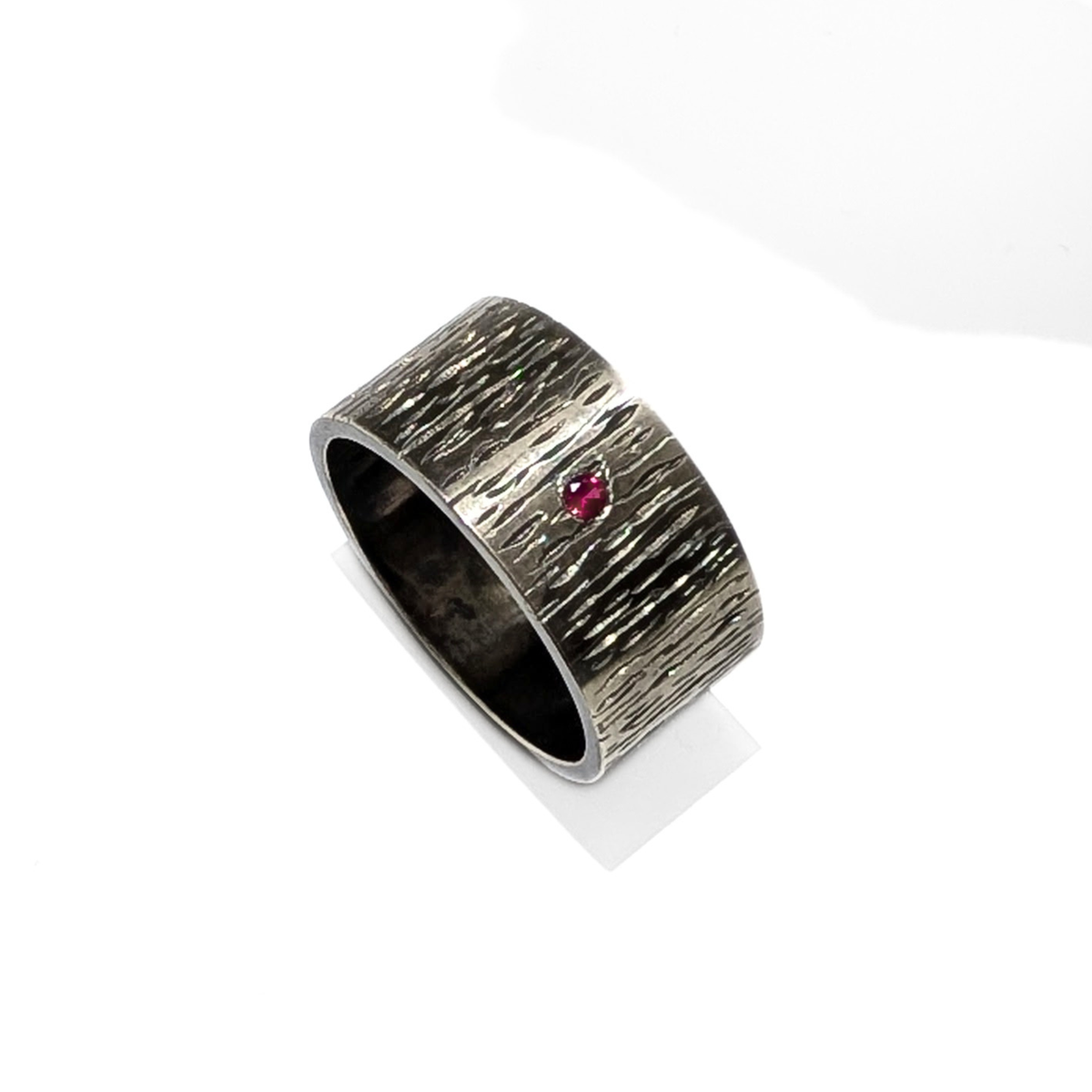 Wide Dark Bark Ring with Lab Ruby Garnet - Size 9