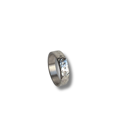 Narrow Dots Ring - Size 7.5