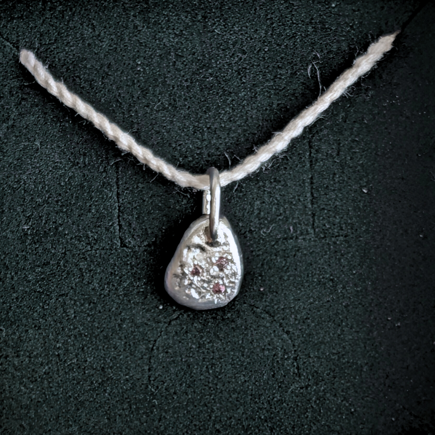 Molten Starset Triple Sapphire Charm