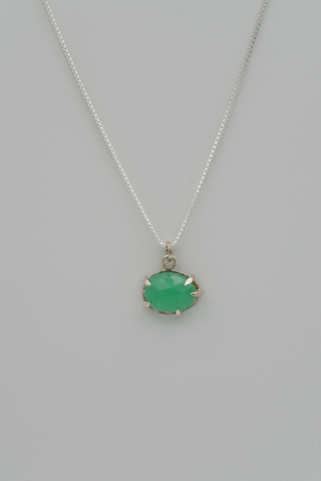 Green Prong Pendant